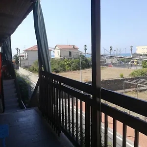 https://casa-vacanze-bungalow-i-girasoli.hotelitalianriviera.com