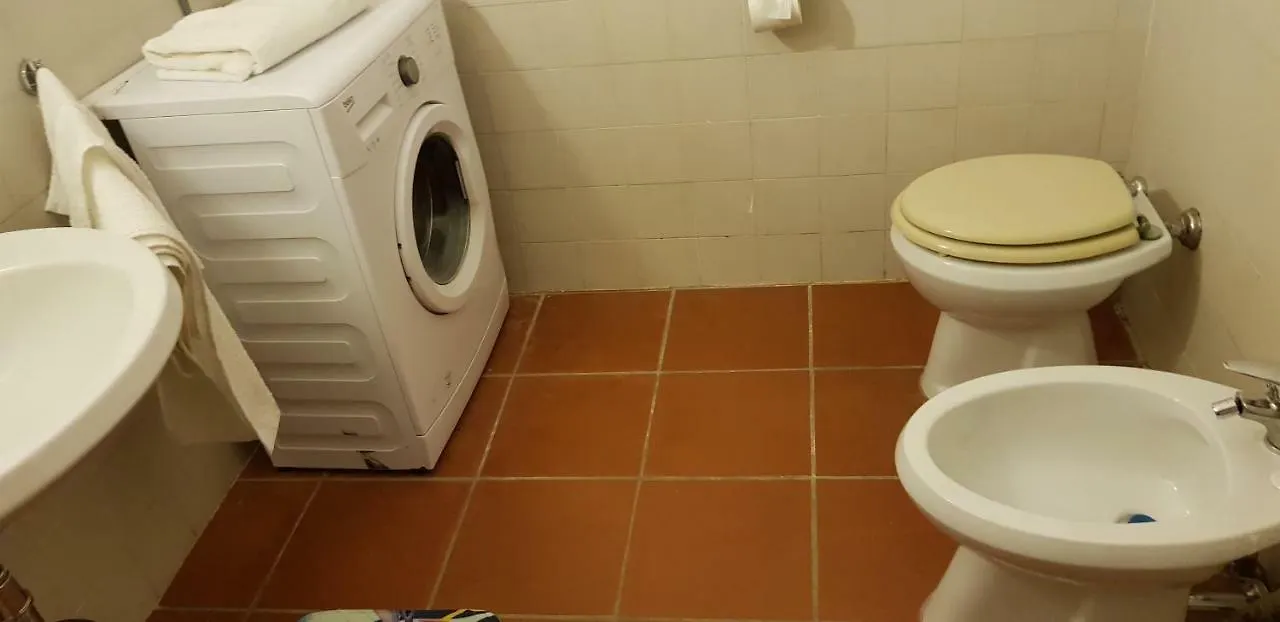 Apartamento Monolocale Indipendente Con Giardino Nuoro  0*, Nuoro (Sardinia)